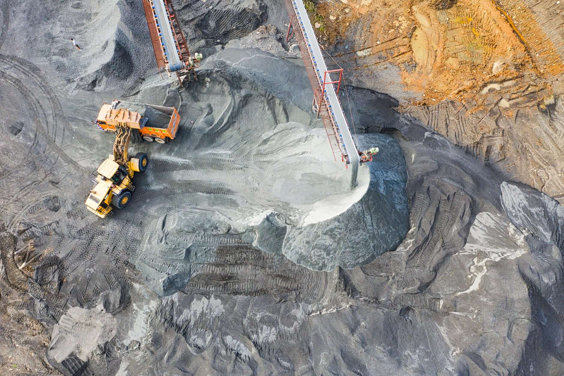 Record profits miners cashing in
