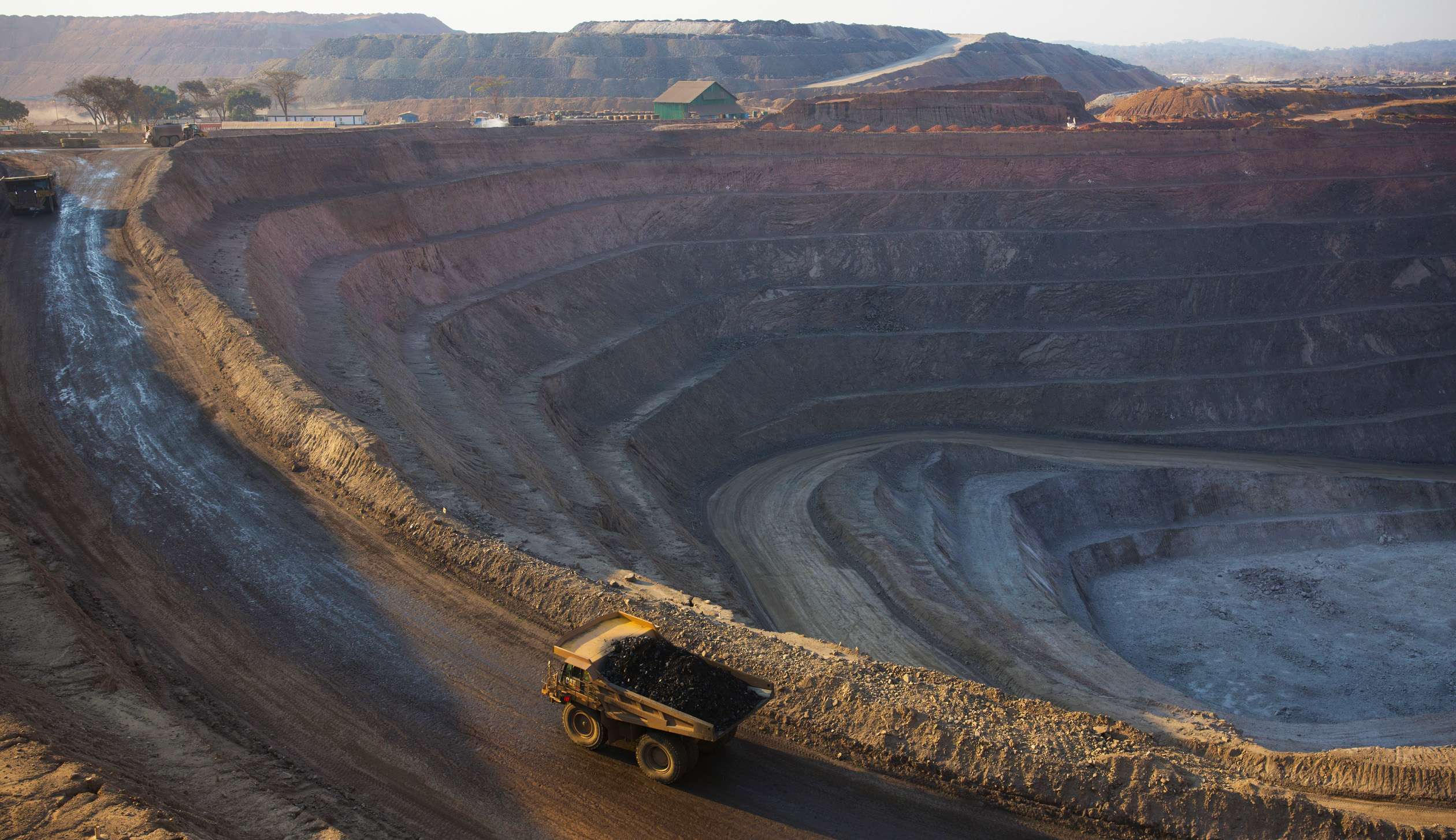Several Nations’ Steel Mills Unable To Operate