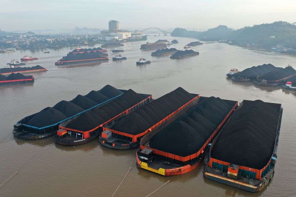 Indonesian coal miners demand an end to a