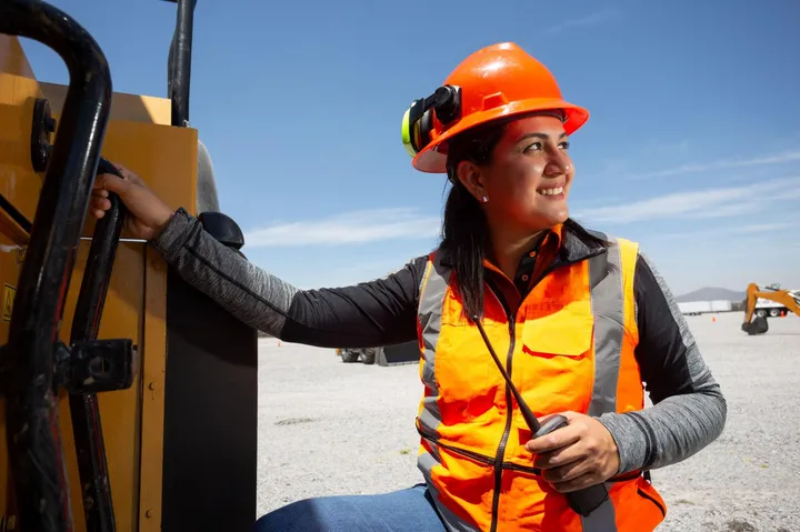 Growth of Oilsands Mine in Recruiting Female