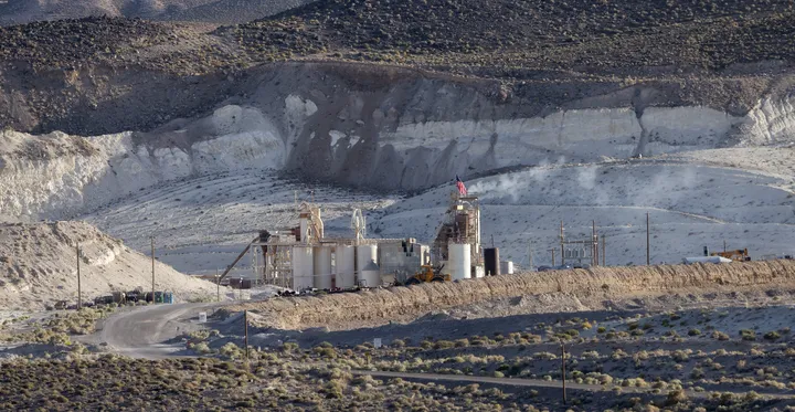 Exploring the Challenges in US Rare Earth