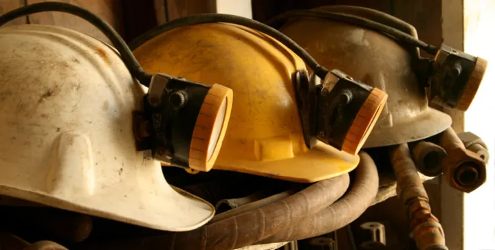 Employment Growth and High Earnings in Mining