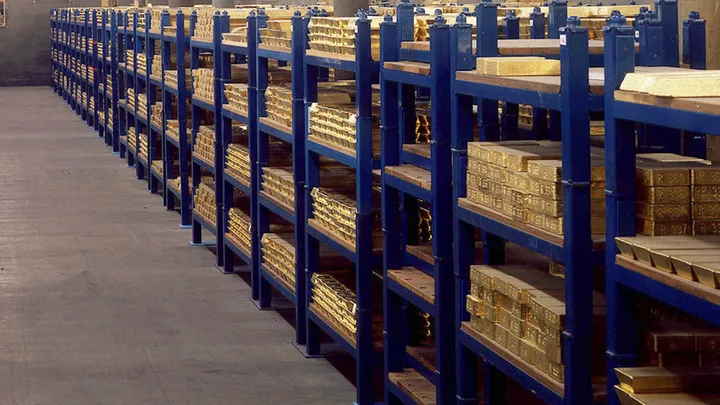 Russia Boosts Gold Reserves — Mining Stakes Rise Globally