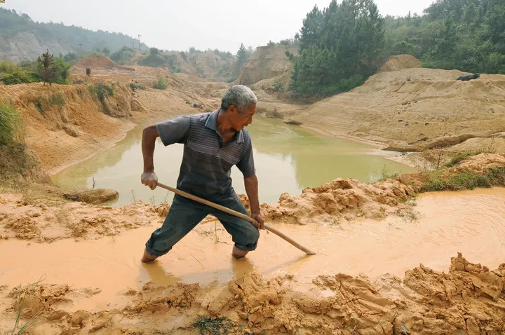 Tech Gold Rush: Rare Earth Minerals Emerge as