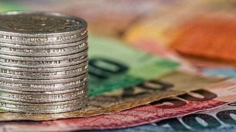 Sibanye-Stillwater signs 6% wage deal with unions at