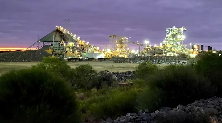 Wyloo Metals Halts Operations at Western