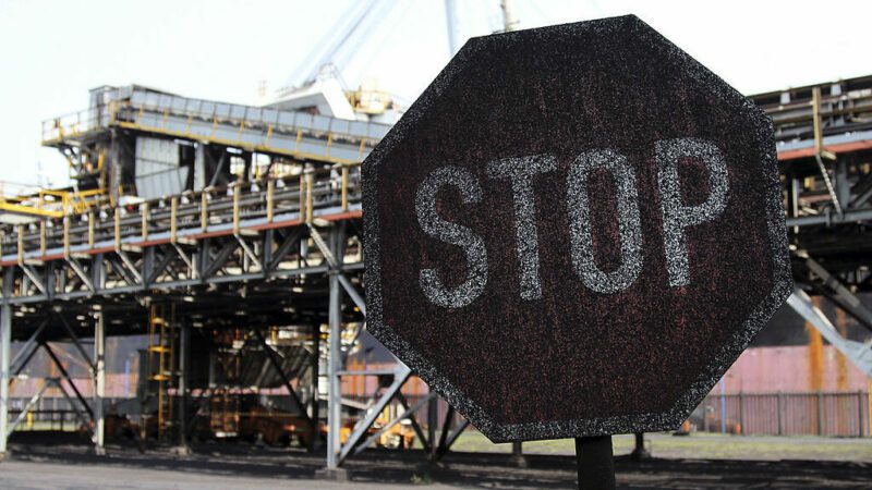 Early blow to SA coal exports this year