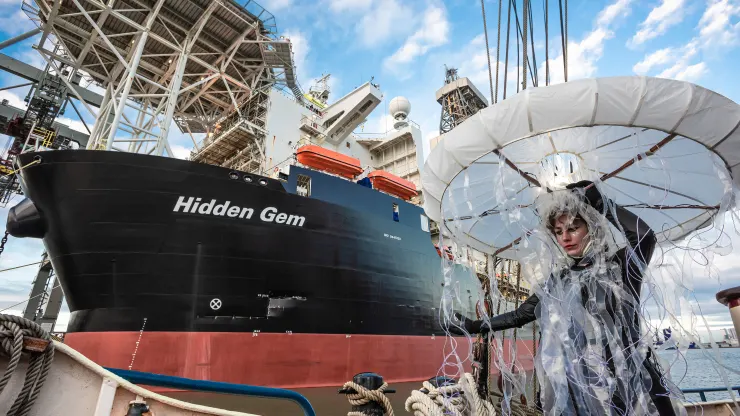 Norway defends deep-sea mining