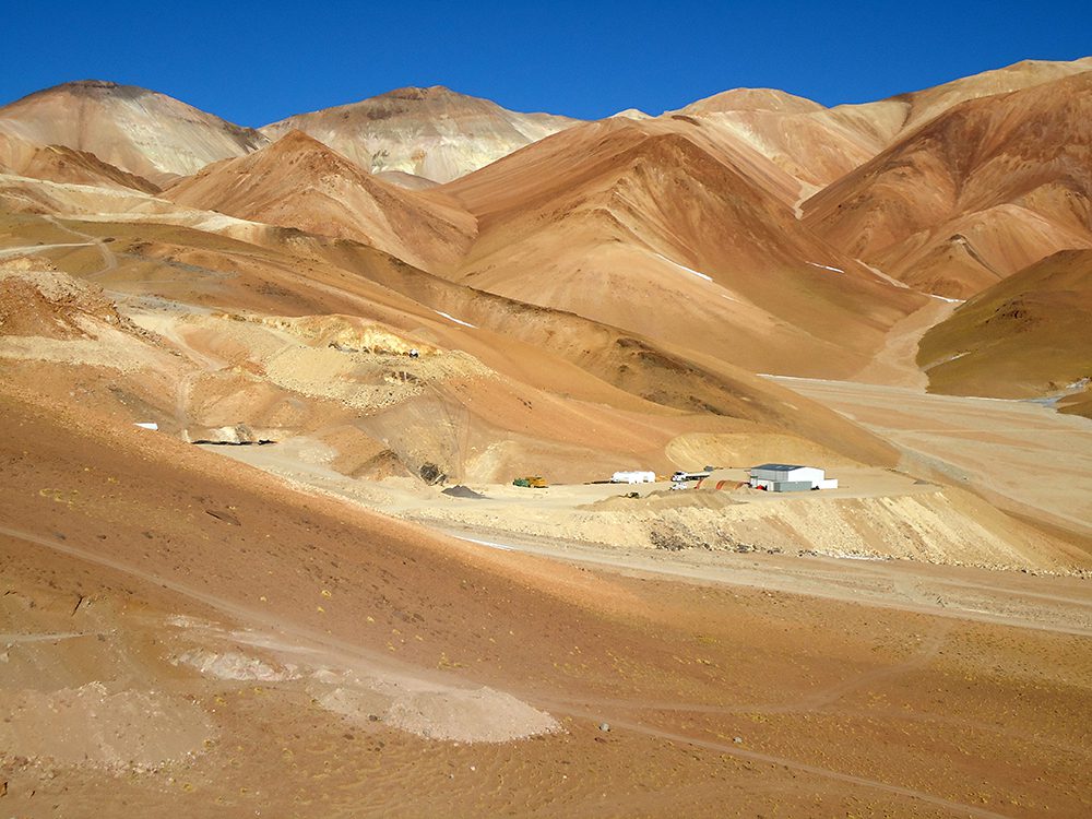 Golden Minerals stops mining at Velardeña two