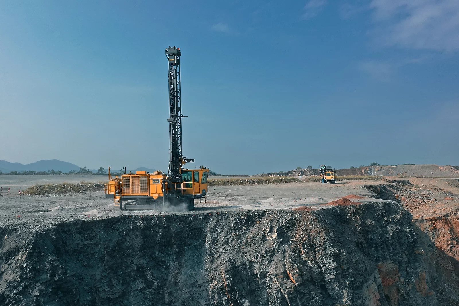 Epiroc Unveils Enhanced DM30 XC Drill Rig