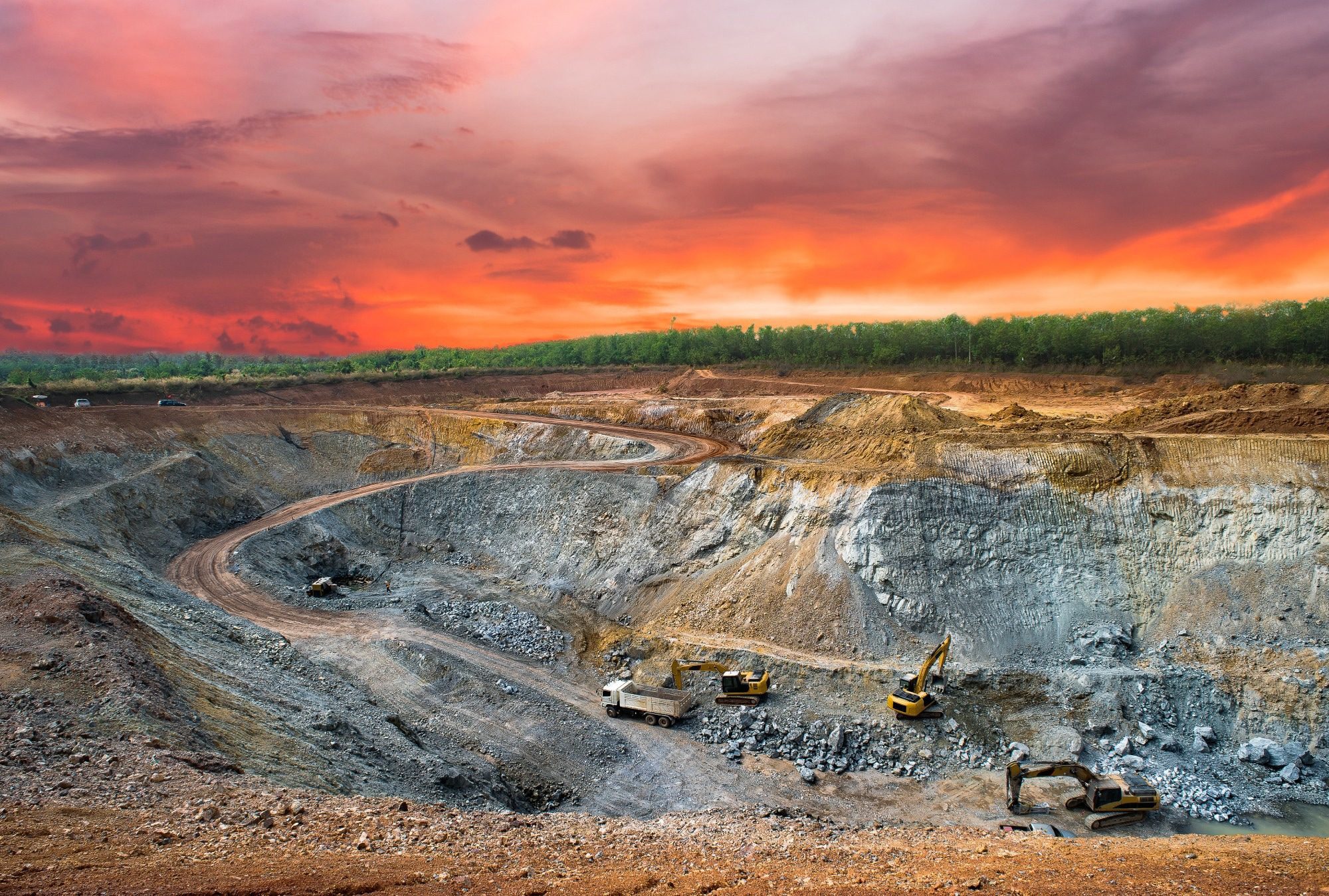 Talisker Resources Ltd. Signs Ore Hauling