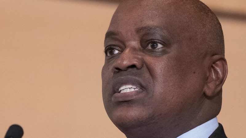 Botswana Seeks to Increase Stake in De Beers