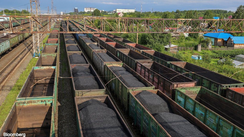 Monsoon Rains Dampen Coal India’s Profit
