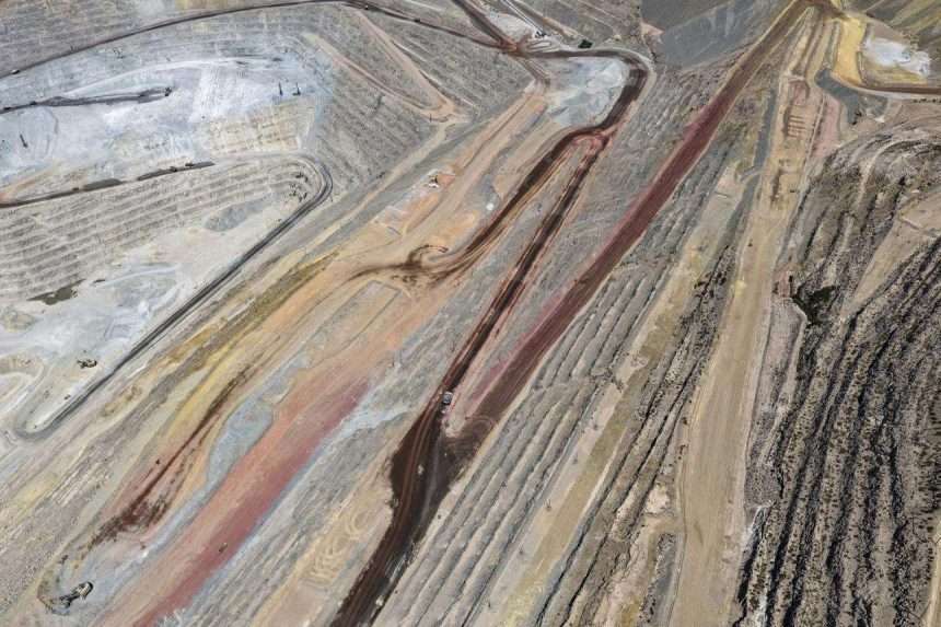 Mining ESG compliance 2026: drivers, risks, base/bull/bear case