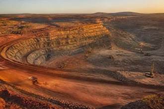 Ravenswood Gold Secures $1.4 Billion Refinancing: A Lifeline for Queensland’s Largest Mine