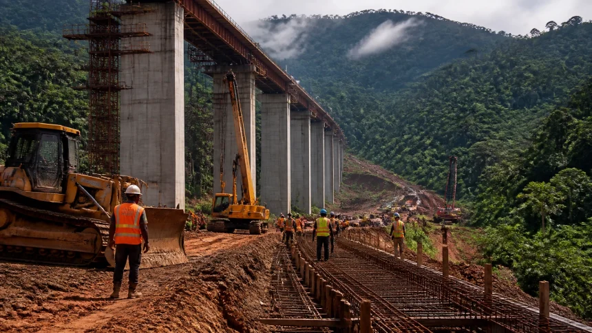 Simandou’s $27B Rail Link: The Infrastructure Sprint to Break the Iron Ore Duopoly