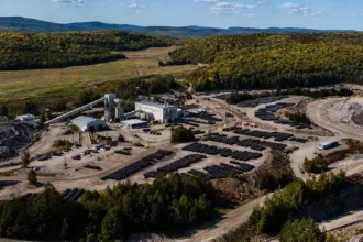 Graphite Mining: Quebec Lease Dispute Halts Lac des Iles Output