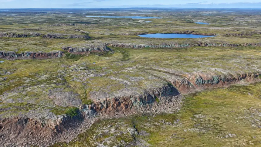 Hancock Takes 13.5% Stake in White Cliff Minerals