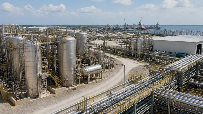 Critical minerals supply chain 2026: China shipment halts and the Western response
