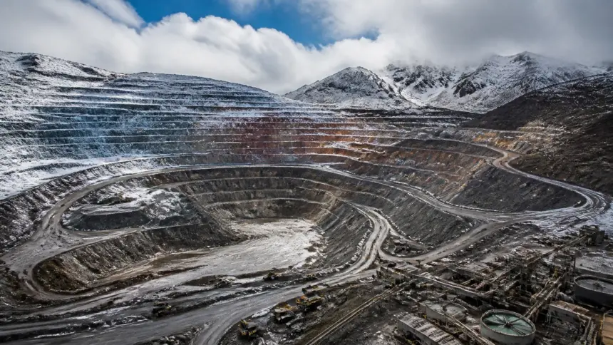 Copper Price Forecast 2026: Tariffs, Inventories and Chile Risk