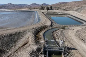 Mining ESG compliance 2026: rights, water and permit risk reshape development