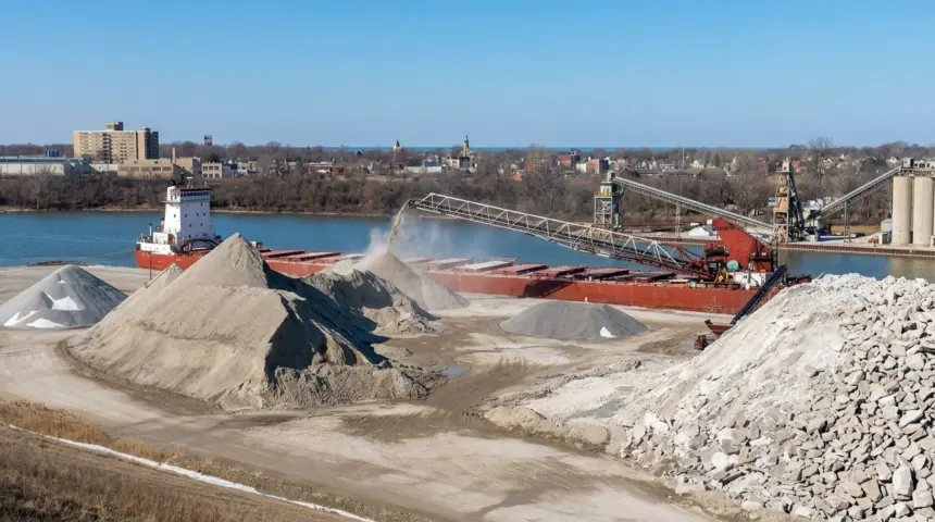 Great Lakes Limestone Trade: August Shipments Rise 1.7%